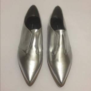 Forever21 Pointy Silver Flats